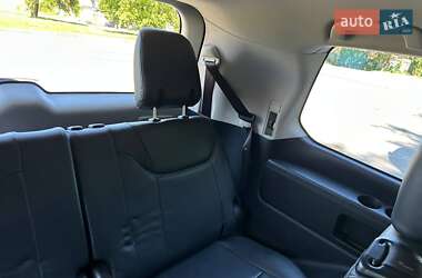 Позашляховик / Кросовер Lexus LX 2010 в 