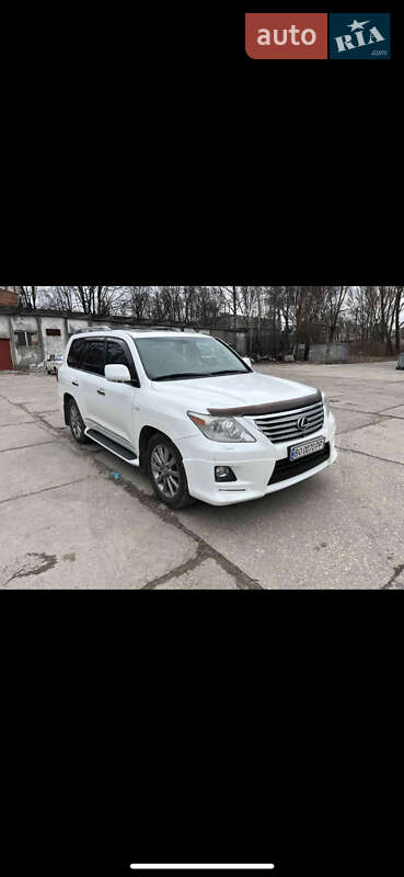 Внедорожник / Кроссовер Lexus LX 2010 в Тернополе