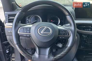 Внедорожник / Кроссовер Lexus LX 2021 в 