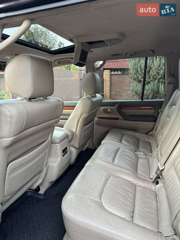 Позашляховик / Кросовер Lexus LX 2004 в Києві