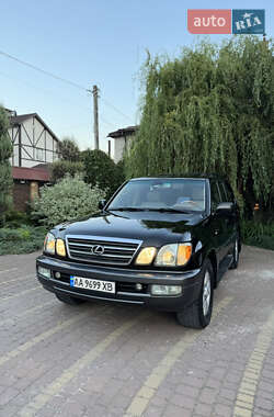 Внедорожник / Кроссовер Lexus LX 2004 в 