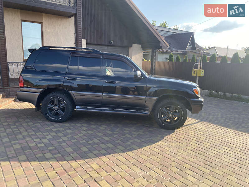 Позашляховик / Кросовер Lexus LX 2006 в Борзні