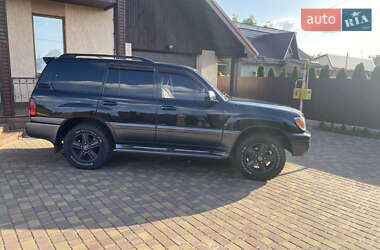 Позашляховик / Кросовер Lexus LX 2006 в 