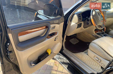 Позашляховик / Кросовер Lexus LX 2006 в 