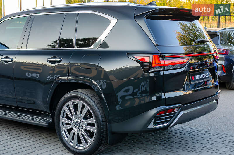 Внедорожник / Кроссовер Lexus LX 2023 в Киеве