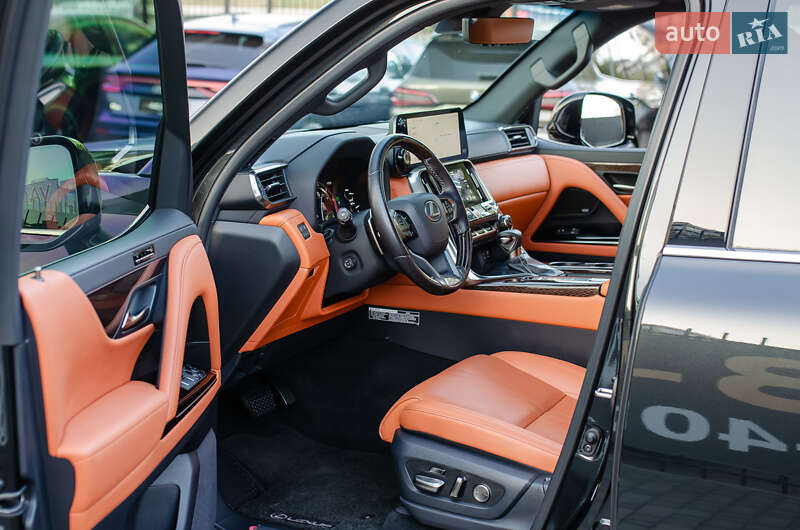 Внедорожник / Кроссовер Lexus LX 2023 в Киеве