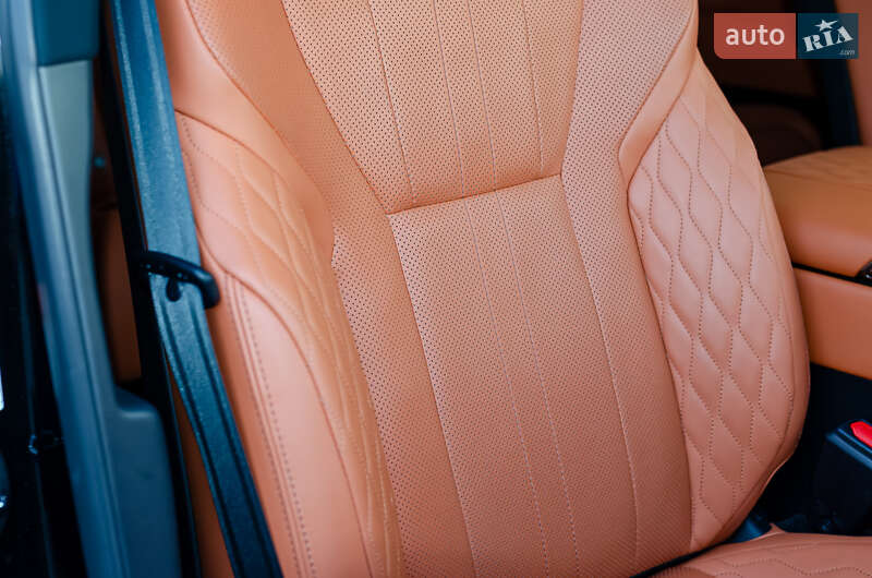 Внедорожник / Кроссовер Lexus LX 2023 в Киеве