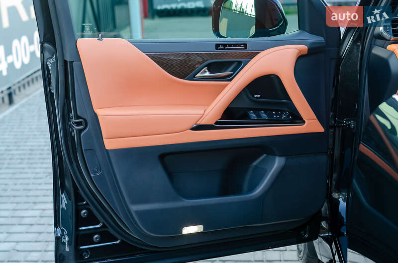 Внедорожник / Кроссовер Lexus LX 2023 в Киеве