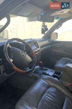 Позашляховик / Кросовер Lexus LX 2007 в 