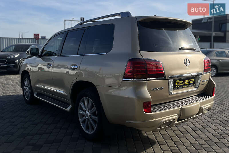 Позашляховик / Кросовер Lexus LX 2008 в Мукачевому
