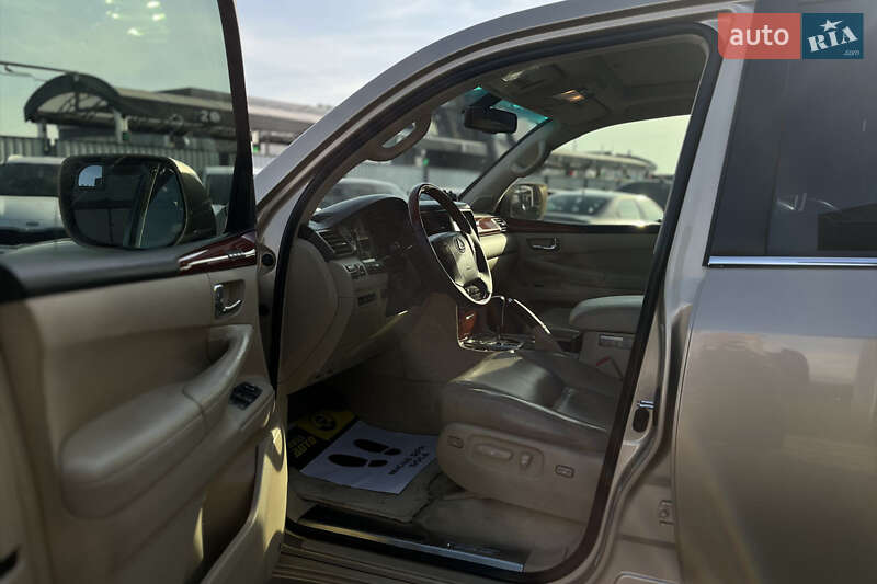 Позашляховик / Кросовер Lexus LX 2008 в Мукачевому
