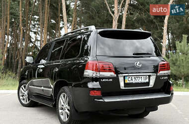 Позашляховик / Кросовер Lexus LX 2012 в 