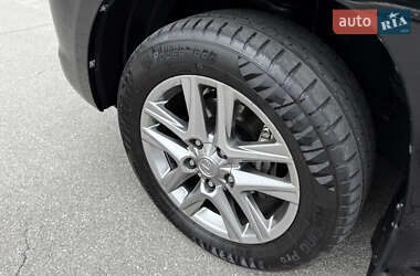 Позашляховик / Кросовер Lexus LX 2012 в 
