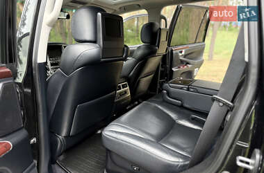 Позашляховик / Кросовер Lexus LX 2012 в 
