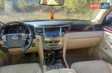 Внедорожник / Кроссовер Lexus LX 2008 в 