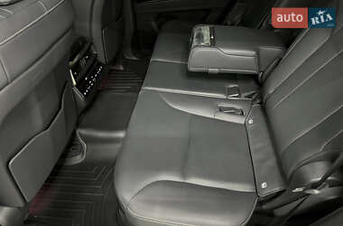 Позашляховик / Кросовер Lexus LX 2022 в 