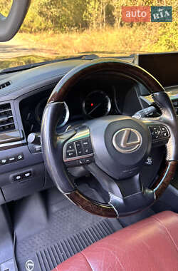 Позашляховик / Кросовер Lexus LX 2016 в 