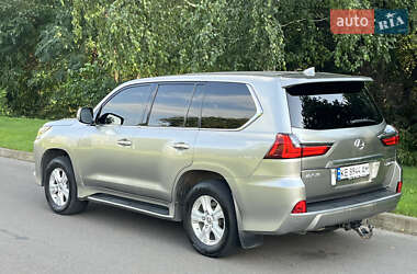 Внедорожник / Кроссовер Lexus LX 2017 в 