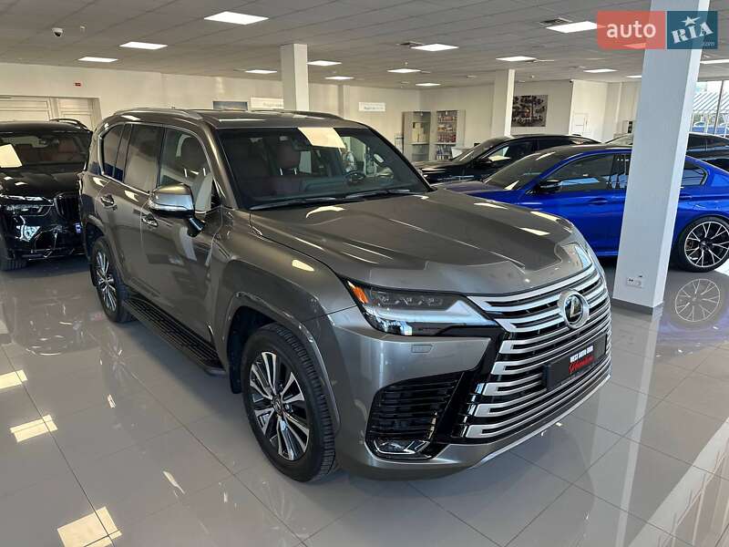 Lexus LX 2022