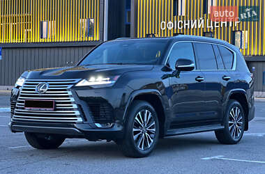 Позашляховик / Кросовер Lexus LX 2025 в 
