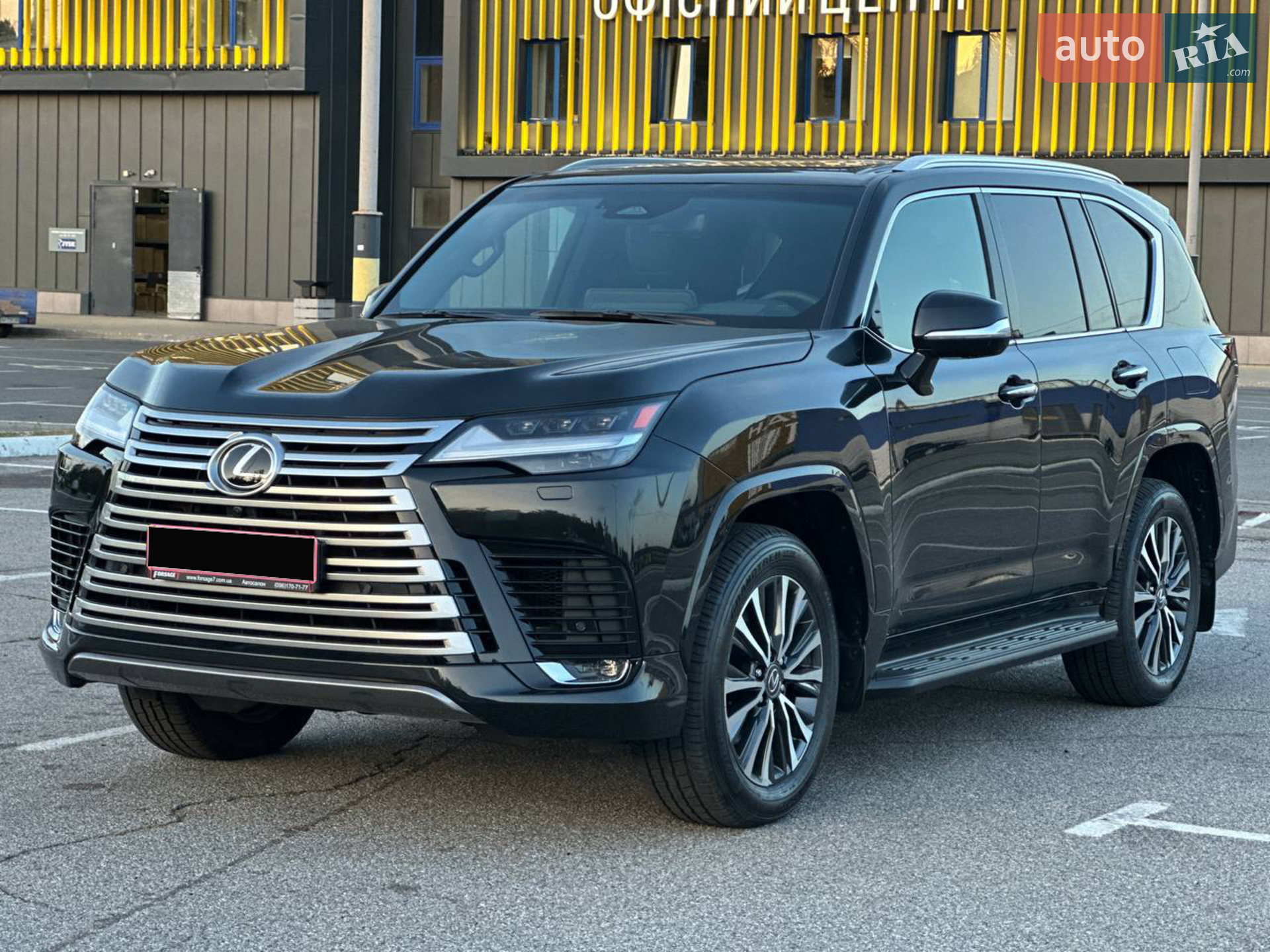 2025 Lexus LX - мініатюра 19