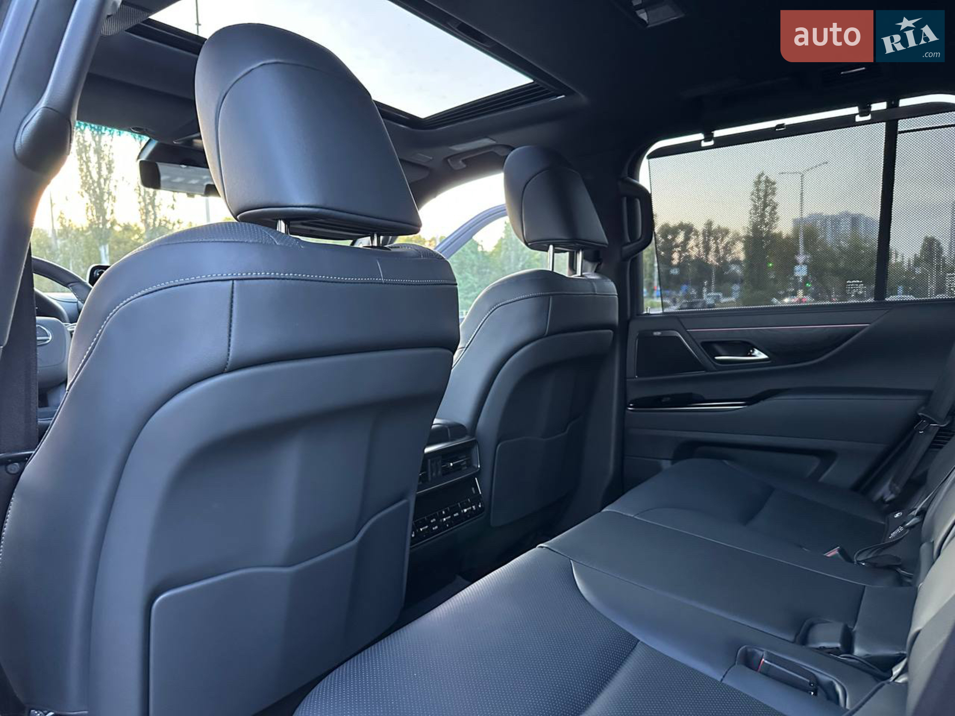 2025 Lexus LX - мініатюра 23