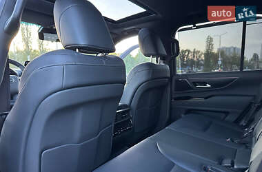 Позашляховик / Кросовер Lexus LX 2025 в 