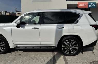 Внедорожник / Кроссовер Lexus LX 2022 в 
