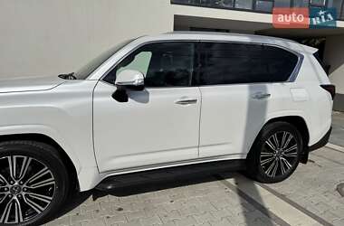 Внедорожник / Кроссовер Lexus LX 2022 в 