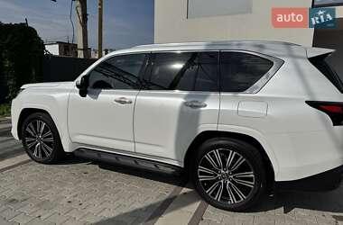 Внедорожник / Кроссовер Lexus LX 2022 в 