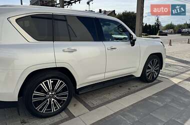 Внедорожник / Кроссовер Lexus LX 2022 в 