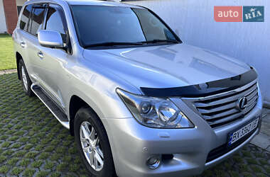 Внедорожник / Кроссовер Lexus LX 2008 в 