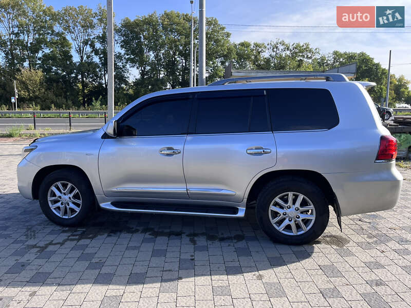 Lexus LX 2008