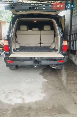 Внедорожник / Кроссовер Lexus LX 2002 в 
