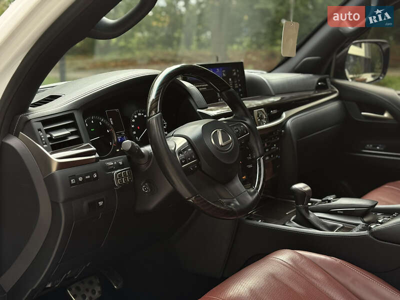 Внедорожник / Кроссовер Lexus LX 2019 в Тернополе фото 21 Внедорожник / Кроссовер Lexus LX 2019 в Тернополе