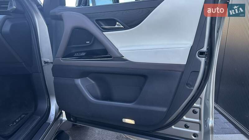 Позашляховик / Кросовер Lexus LX 2022 в Києві