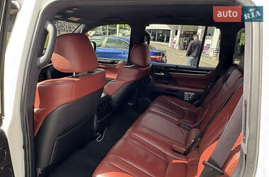 Внедорожник / Кроссовер Lexus LX 2019 в 