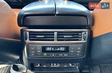 Внедорожник / Кроссовер Lexus LX 2011 в 