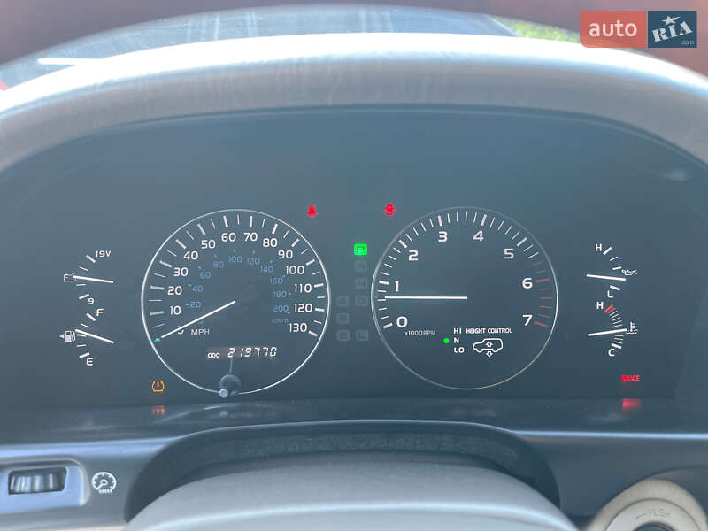 Позашляховик / Кросовер Lexus LX 2006 в Чернівцях