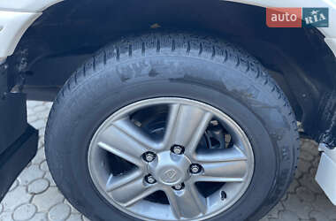 Внедорожник / Кроссовер Lexus LX 2006 в 