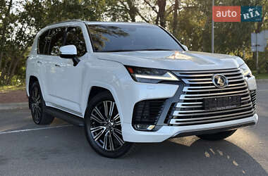 Внедорожник / Кроссовер Lexus LX 2022 в 
