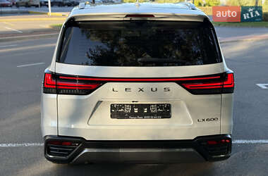 Внедорожник / Кроссовер Lexus LX 2022 в 
