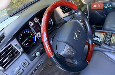 Внедорожник / Кроссовер Lexus LX 2008 в 
