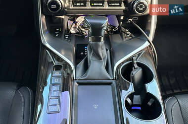 Внедорожник / Кроссовер Lexus LX 2022 в 