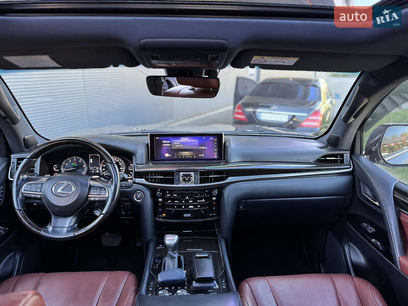 Внедорожник / Кроссовер Lexus LX 2016 в Киеве