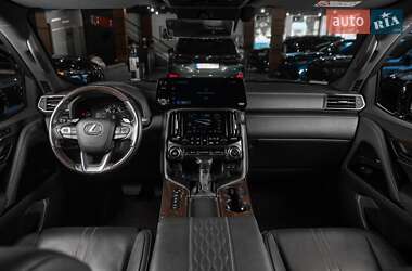 Позашляховик / Кросовер Lexus LX 2021 в 