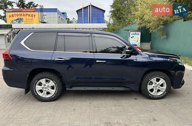 Позашляховик / Кросовер Lexus LX 2017 в 