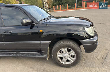 Внедорожник / Кроссовер Lexus LX 2005 в 