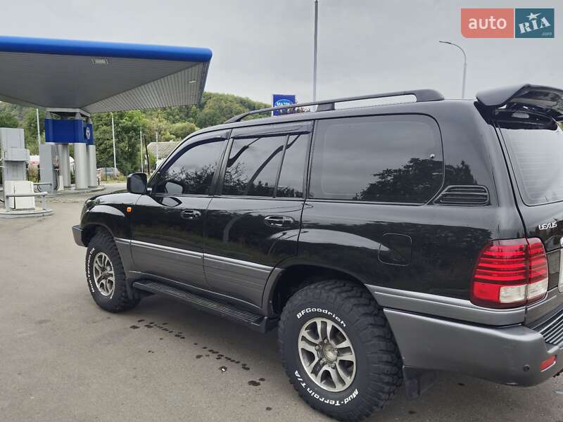 Позашляховик / Кросовер Lexus LX 2001 в Надвірній