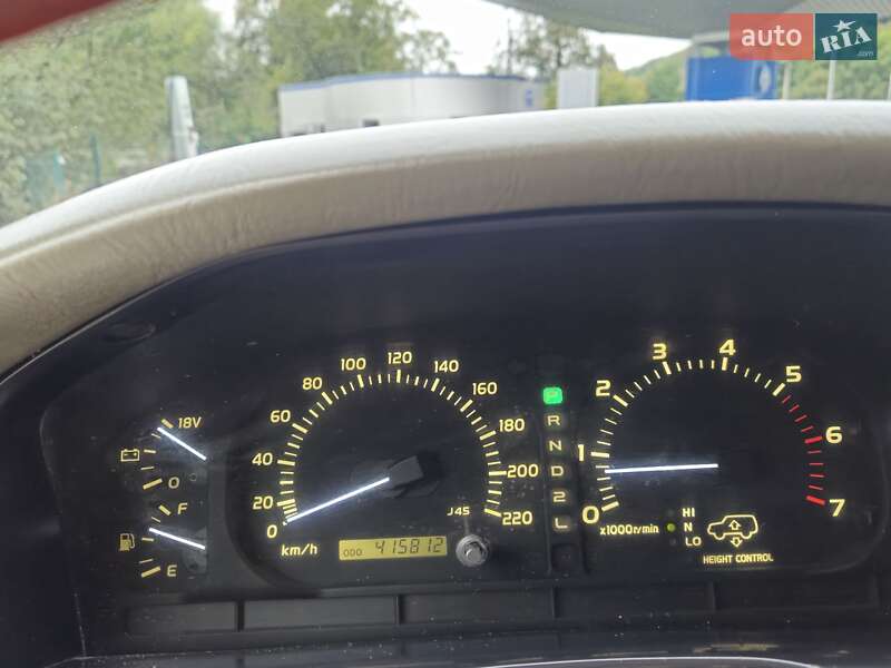 Позашляховик / Кросовер Lexus LX 2001 в Надвірній